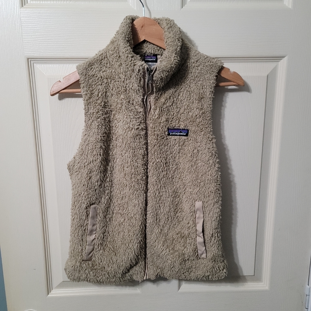 Patagonia Los Gatos Sherpa Fleece Vest Women’s Size Small Tan Teddy Full Zip EUC